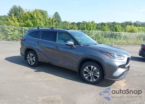 2021 Toyota Highlander Xle from USA, damaged, VIN 5TDGZRBH4MS558710